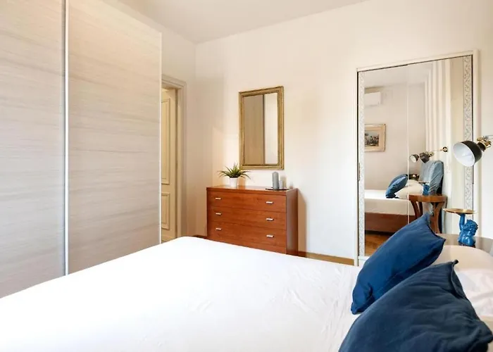 Luxury In Panoramic Terrace Fontana Di Trevi דירה רומא